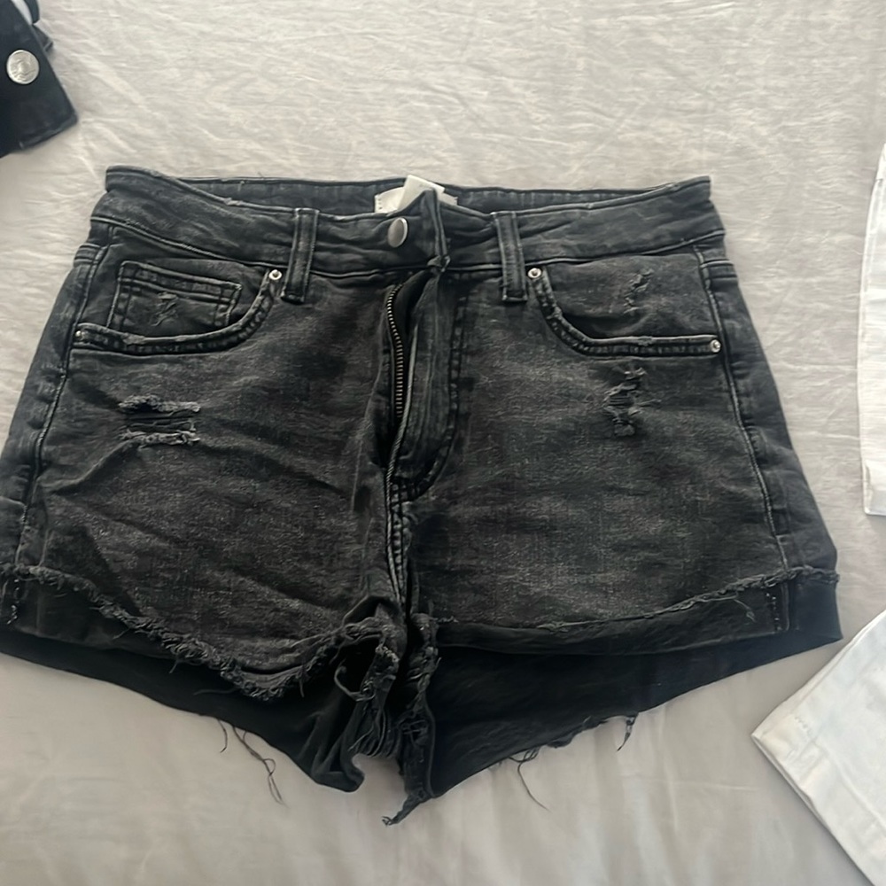 grey jeans shorts